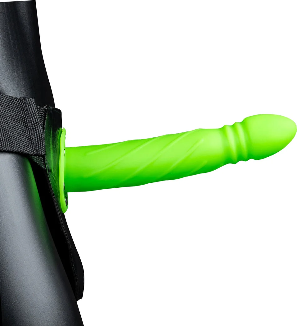 Ouch Twisted Hollow Strap 8" Glow N Dark - Image 3