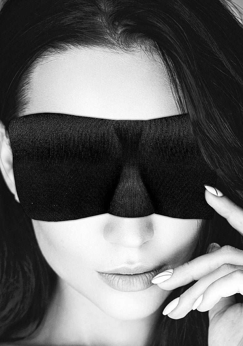 Ouch B&W Satin Curvy Eyemask Black - Image 2
